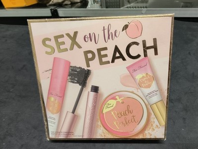 Too Faced Sex on The Peach Kit , Full Size  Discontinued NIB