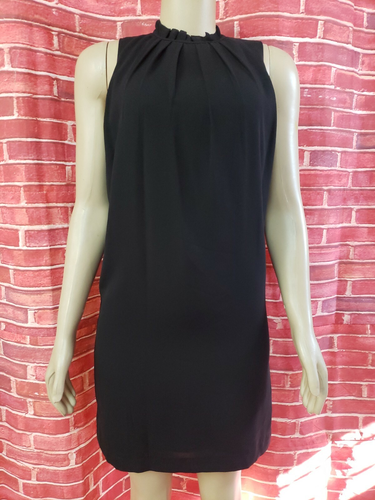 H&M Black Pleated Neckline Sleeveless Women's Dress Size 4 NWT #CB8