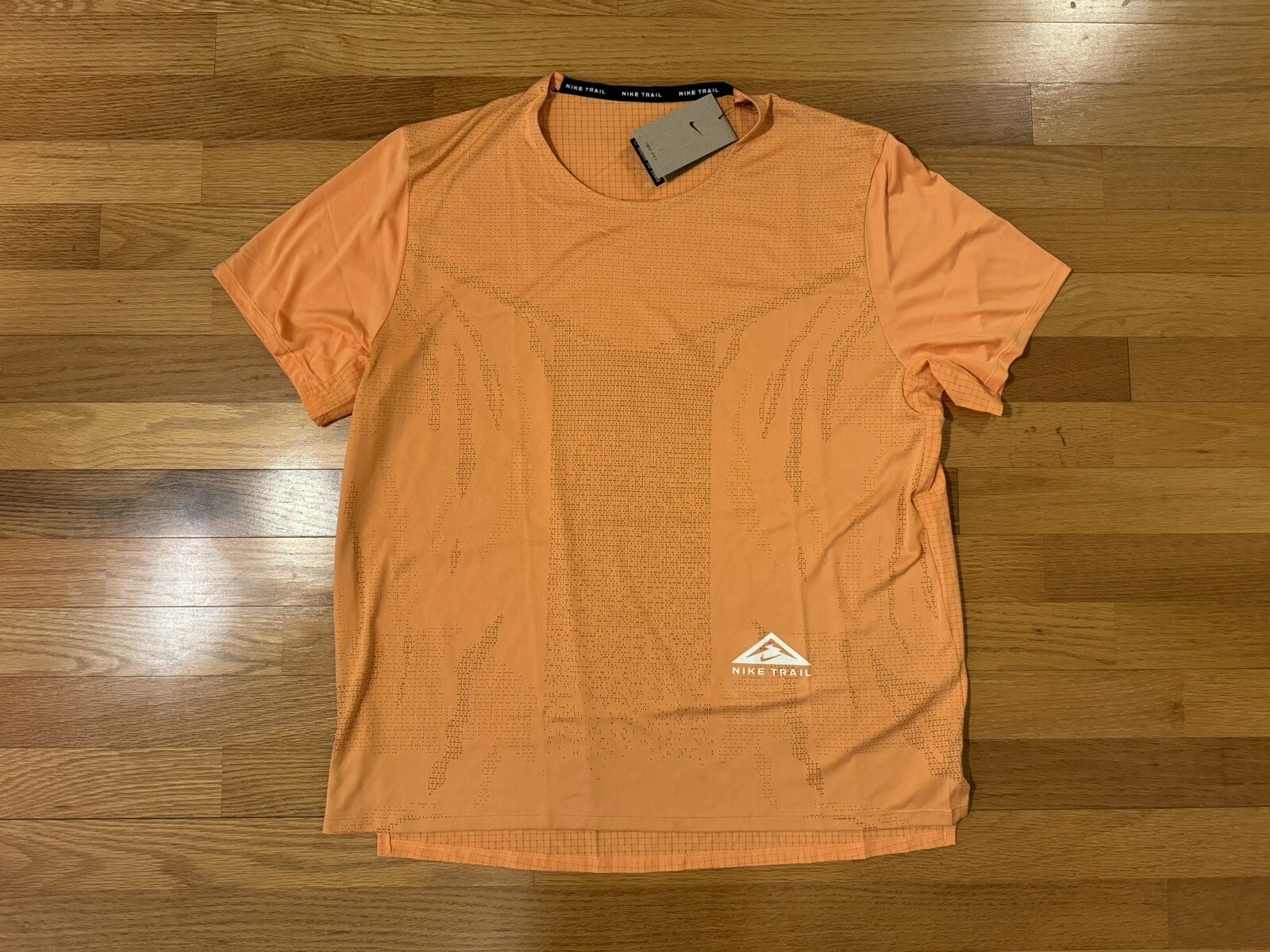 New S Nike DRI-FIT Trail Rise 365 Running Orange Trance Shirt DM4646-871 Men
Opens in a new window o
