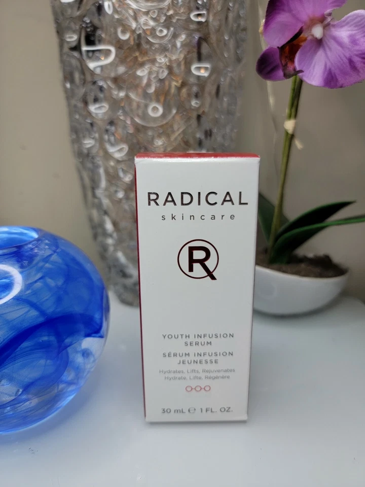 SUERO DE INFUSIÓN JUVENIL RADICAL SKINCARE 1 oz TAMAÑO COMPLETO NUEVO AL POR MENOR 170,00 ENVÍO RÁPIDO Foto 2 de 4