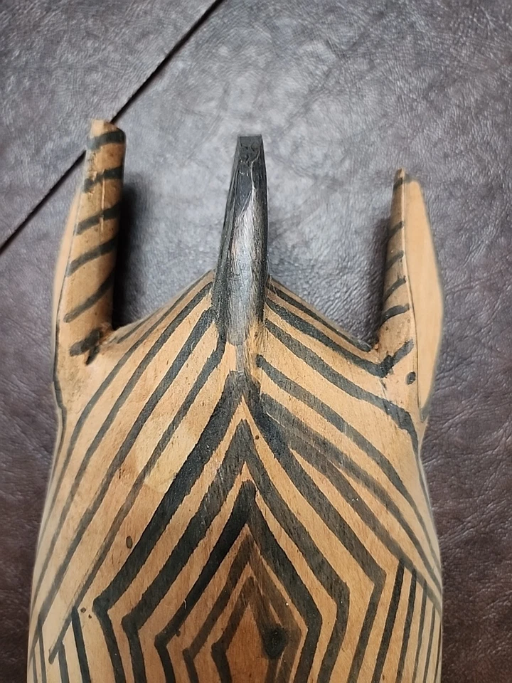 Máscara de cebra de madera tallada a mano 15” arte de pared de Kenia África Foto 2 de 4