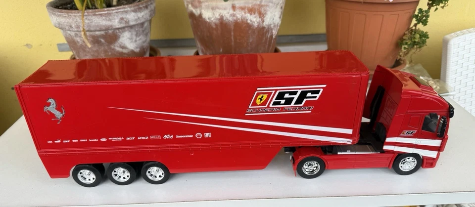 Iveco New Ray 1:32 Scuderia Ferrari F1 2010 Alonso Massa No Polistil  - Immagine 3 di 4