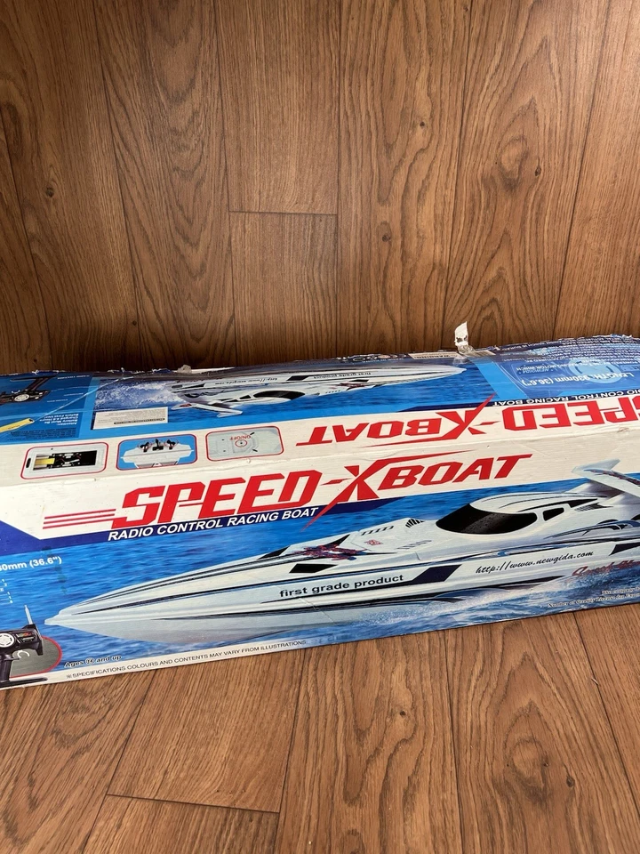 NQD TEAM RC High Speed 30'' Electric Speed Boat New Open Box - Image 2 of 4