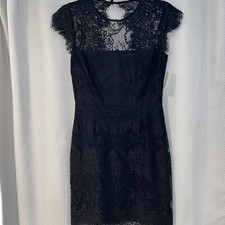 BB Dakota Steve Madden Lace Cap Sleeve Fitted sheath Little Black dress sz 4