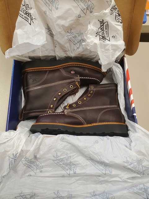 thorogood boots black walnut