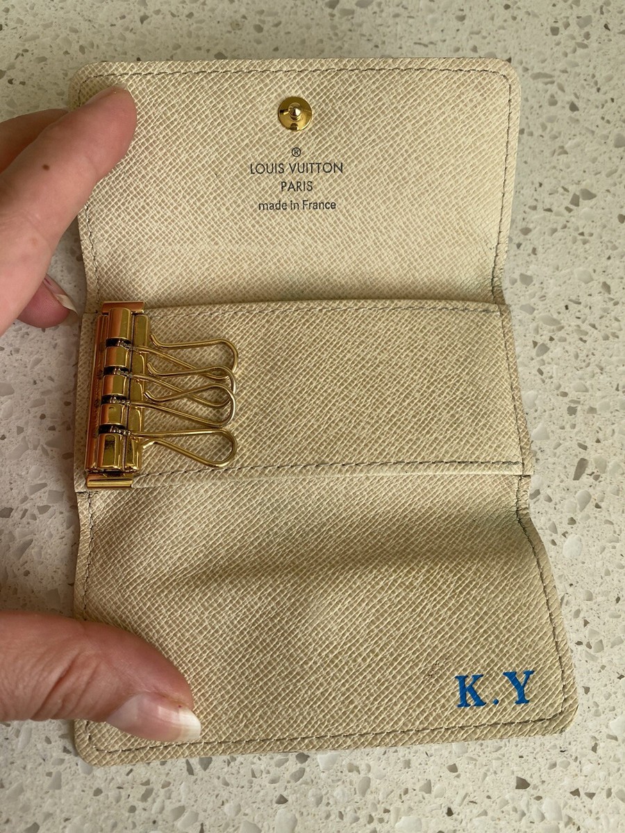 louis vuitton key holder white