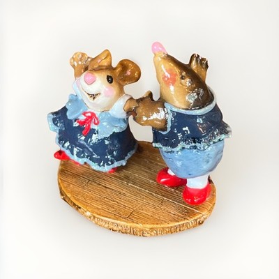 Wee Forest Folk MMO-2 ''Do-Si-Do'' 1999 WFF Mouse & Mole Dancing Blue Denim Outfit