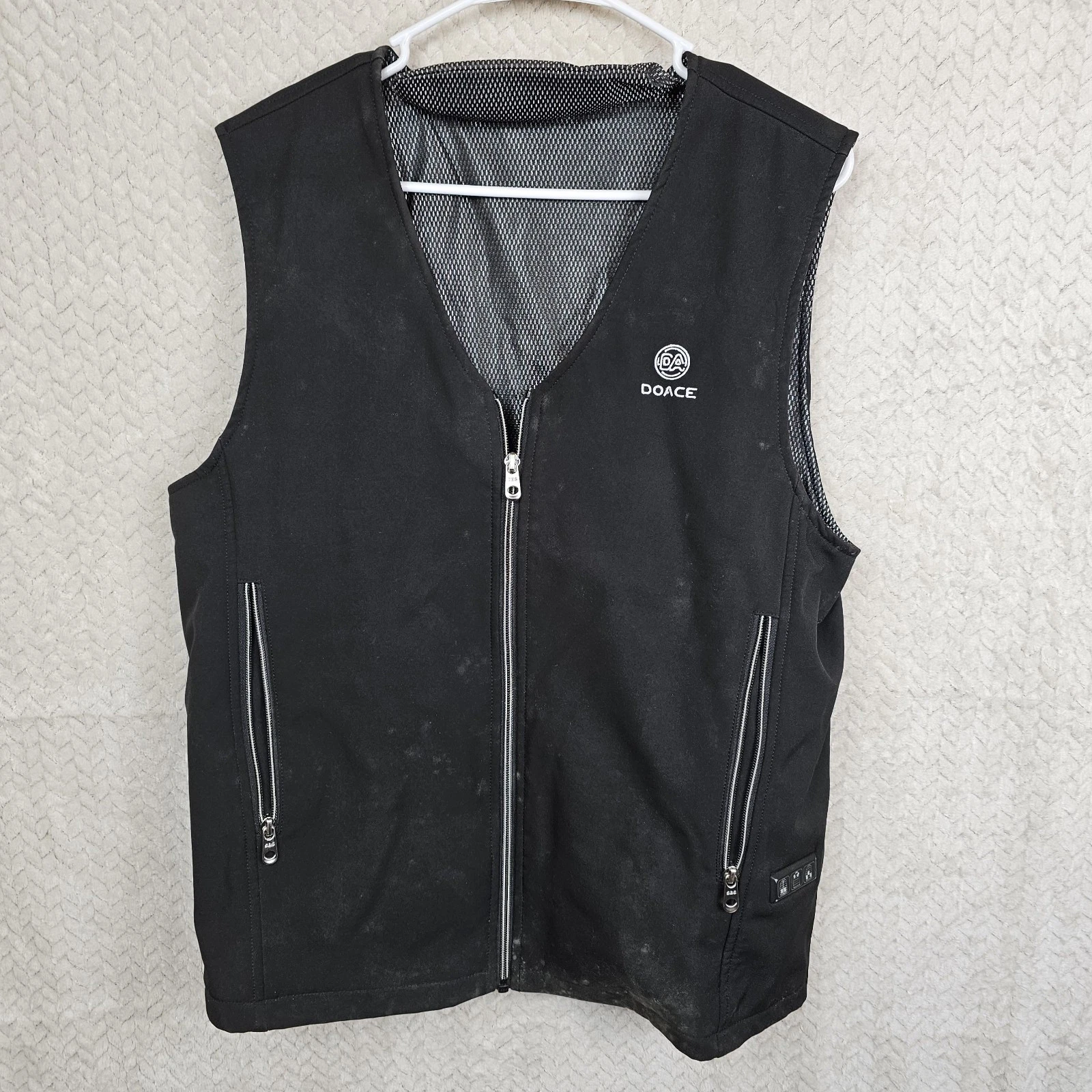Doace Mens Heated Smart Vest Electric Rechargeable Black Size Medium Not Tested
