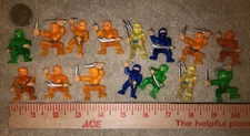 Lot Of 15 Vintage Mini Ninjas Action Figures Gumball Machine Toy Ninjas Pocket