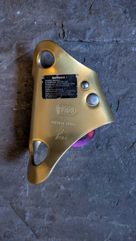 Petzl Croll Ascender 10-11mm 140 Kg Rock Climbing Made In France. - Image 3 of 4