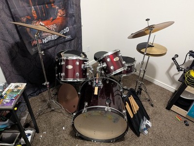   DDRUM D2 ACOUSTIC DRUM SET + CYMBALS, HARDWARE, THRONE & BEGINNER EXTRAS  