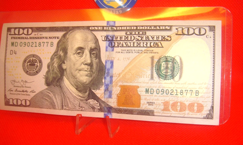 USA 2013 SERIES 100 ONE HUNDRED DOLLAR Federal Reserve Note 100 DOLLAR NOTE . - Image 3 of 4