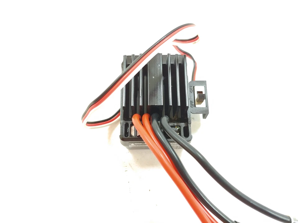 NEW: CEN Racing / Hobbywing WP-1040-BRUSHED 1/10 Brushed Waterproof ESC Dually - Image 2 of 4