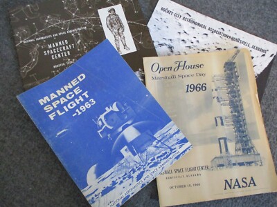 NASA APOLLO MANNED SPACE FLIGHT ILLUSTRATED BOOKS + 1966 SPACE DAY OPEN HOUSE++