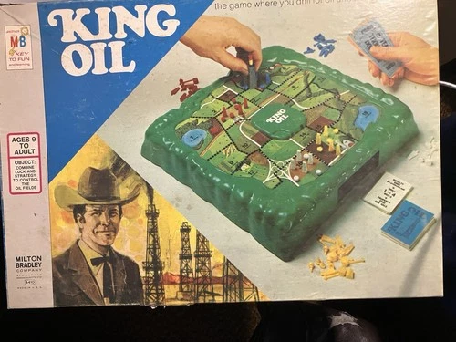 MB Milton Bradley King Oil Board Game 1974 Vintage Set