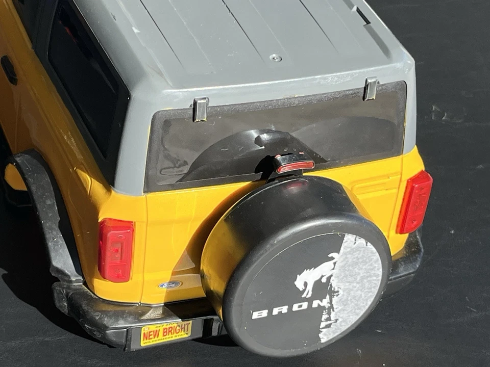 Ford Bronco Scale Rc Crawler Body Hardbody 1/10 R/C Novo Amarelo Brilhante - Imagem 4 de 4