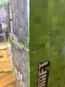 LEGO Minecraft The Fortress 21127 retired New Sealed SHELF WEAR 2016 6 Minifigs