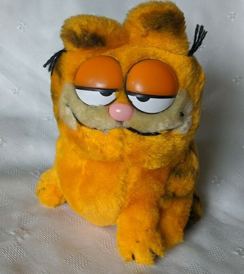 garfield plush 1981