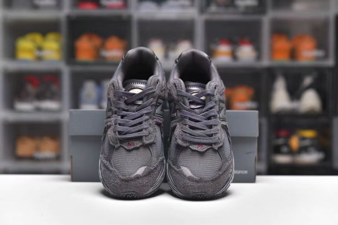 New Balance 2002R Protection Pack Phantom Black Suede Men's casual