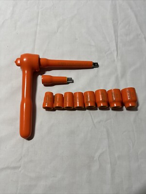 Cementex insulated tools ratchet/socket  set IR38-LC with Extensions And Sockets