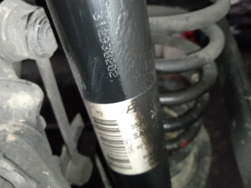 Rear Left Shock Absorber for Hyundai i30 (FD) * 2010 777869 - Picture 2 of 5