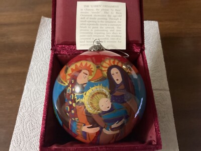 Li Bien Manger Scene ornament 2006. Hand painted glass in original box. Pier1