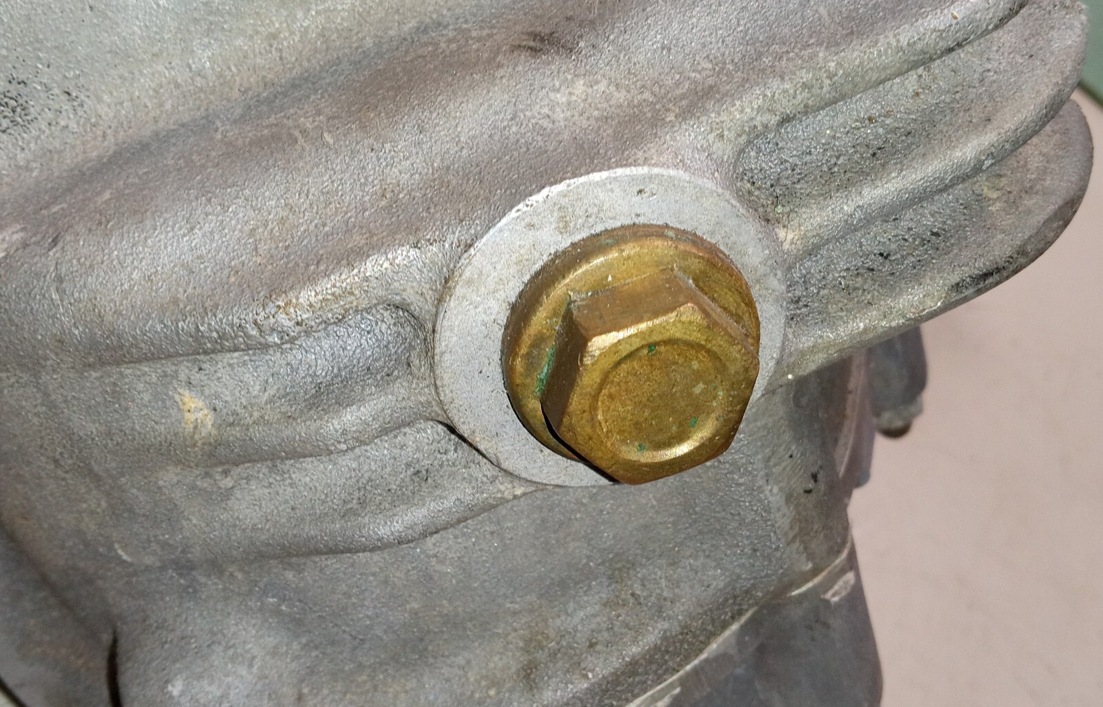 Ferrari 308 GTSi Transmission Clutch Bell Housing_116377_Input Shaft_Gears_Cover