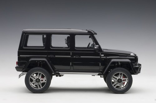 MERCEDES-BENZ G500 2 SQUARED 4X4 GLOSS BLACK 1:18 AUTOART 76317 NO LONGER MADE - Picture 3 of 17
