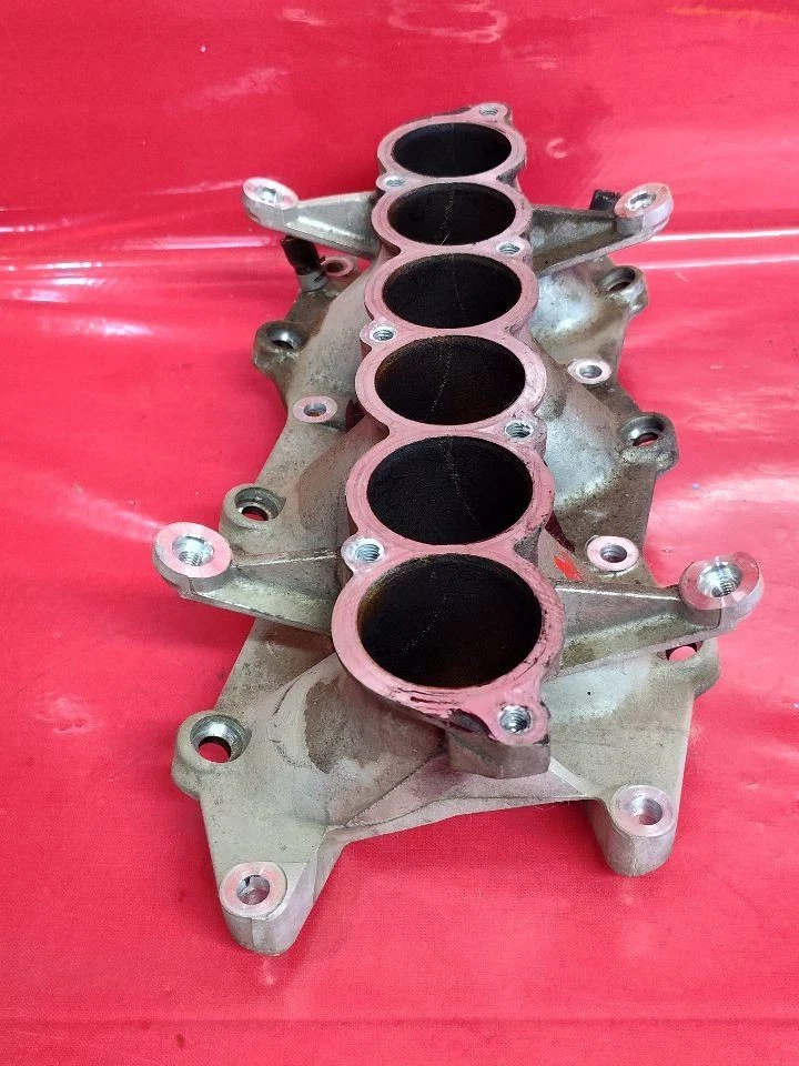 Mitsubishi Montero 2003-2006 3,8 L V6 colector de admisión entrada inferior MR561580 Foto 4 de 4