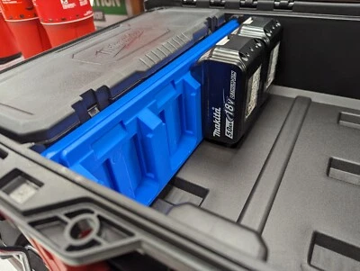 Milwaukee Packout - 4932464080 - Box 3 - 4 Makita Battery Holder Divider