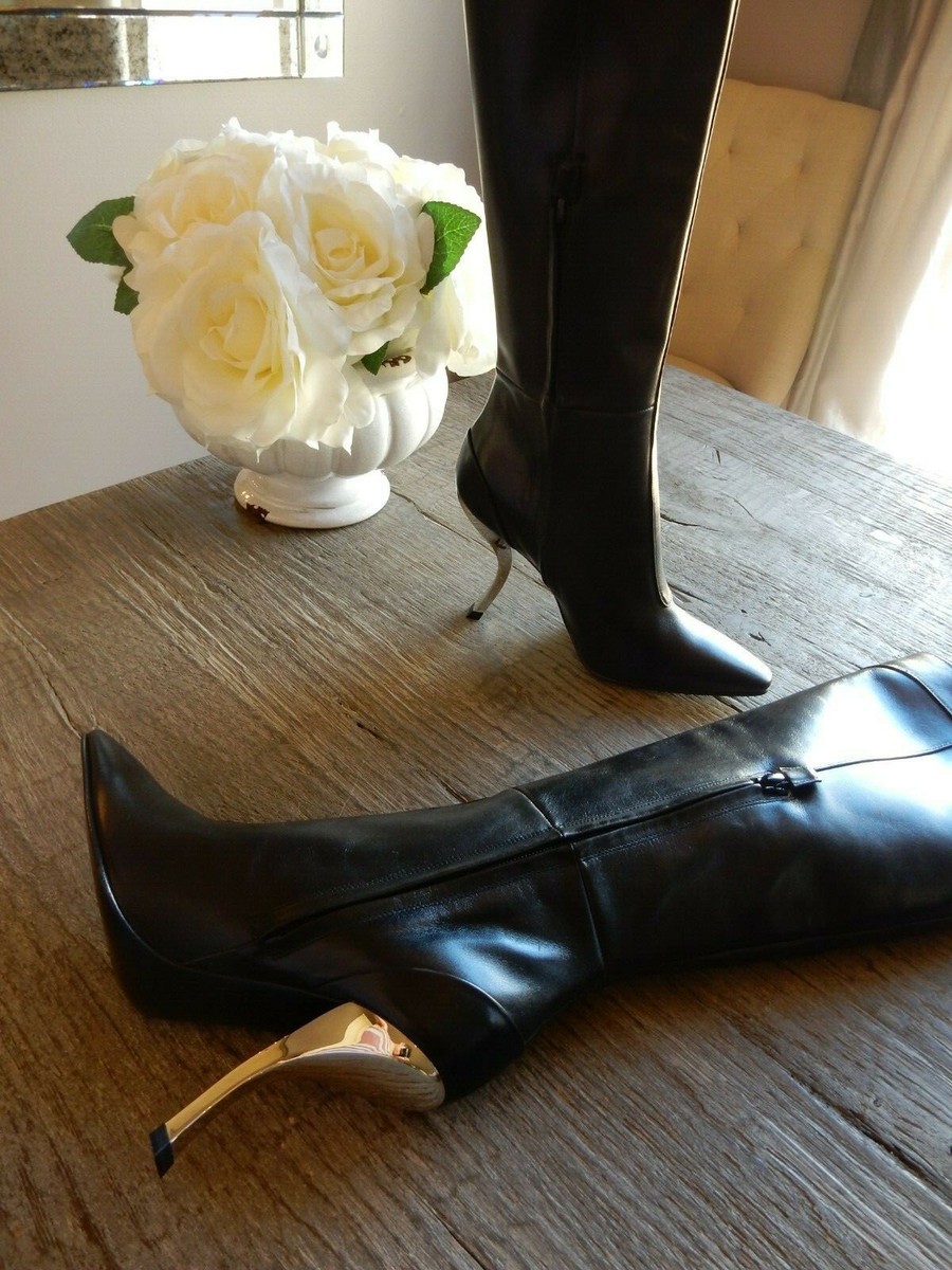 ブーツその他 ROGER VIVIER CHOC HEEL BOOTS Roger Vivier Black Leather Buckle Ankle Boots Size 40.5