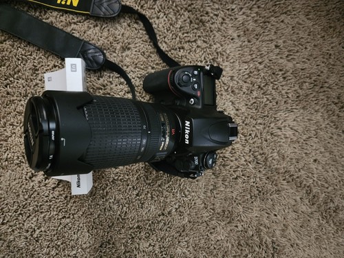 Nikon D700 12.1 MP Digital SLR Camera & Nikon D300 Bundle - Picture 11 of 15