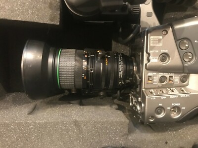 JVC GY-DV550 Professional Mini DIGITAL Camcorder w/Canon Zoom-Make