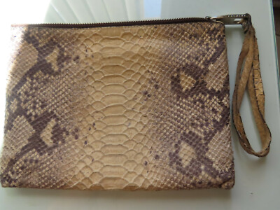 Trenery Ladies zip top genuine leather case pouch wallet vgc