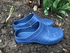 Polyurethane garden shoes made in Romania