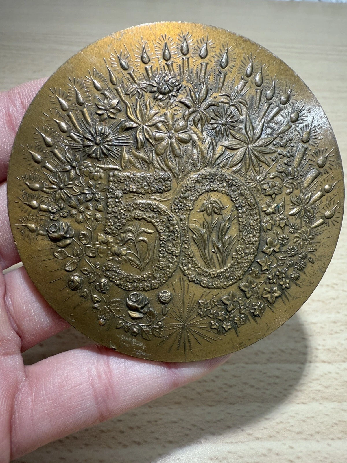 Médaille Noces D’or En Bronze 170,80 Grammes