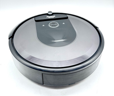 iRobot Roomba i7 Self Charging Robotic Vacuum Cleaner - Gray Black