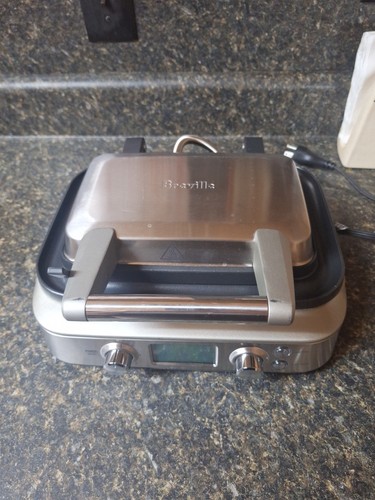 Breville BWM620 The Smart Waffle Pro 2 Slice Waffle Maker Stainless Steel