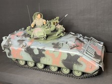 1/6 Bradley M2 FIGHTING VEHICLE Personnel Carrier Tank Model Ultimate Soldier