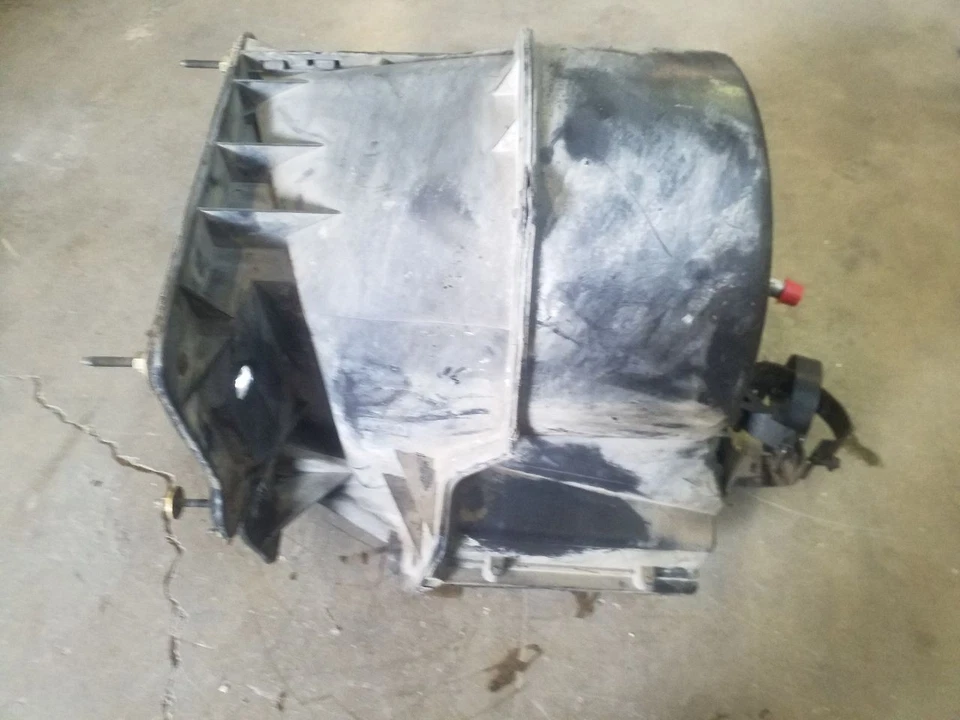 Under Hood Heater AC Housing | Fits 1999-2004 Ford F250 F350 - Image 3 of 4