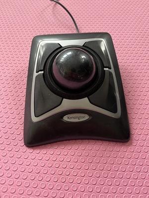 Kensington K64325 Expert kabelgebundene optische USB-Trackball-Maus 