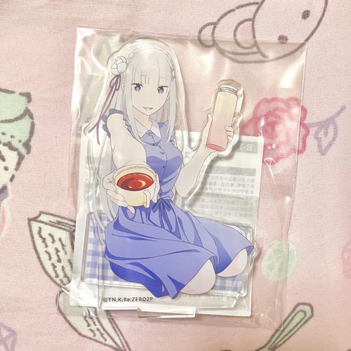 ReZero Starting Life In Another World Kujibikido Emilia Acrylic Stand