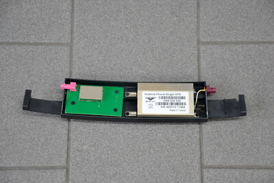 Bentley Flying Spur GT GTC Antennenverstärker Navigation Telefon GPS 3W8035532