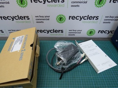 YASKAWA AC SERVOMOTOR SGM-02VGN1C72 W200 V200 A2.0