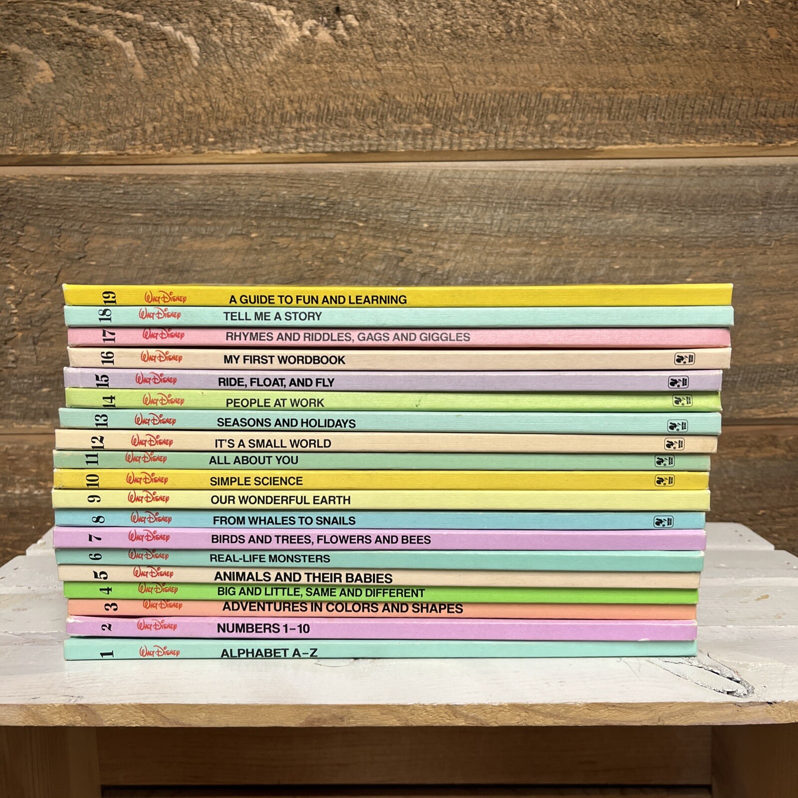 1983;Walt Disney Fun To Learn Library Set 1-19 COMPLETE EXCELLENT CONDITION