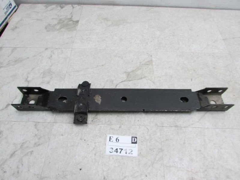 2001 Isuzu Rodeo 3.2L 4 cilindros suporte de motor dianteiro suporte de montagem fabricante de equipamento original - Imagem 3 de 4