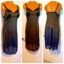 VTG 1960's RETRO BLACK NYLON W/ LACE SIDESEAM TRIM FULL SLIP PIN-UP SZ 34 M