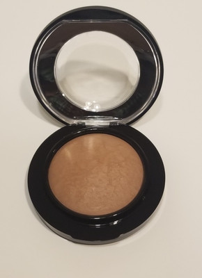 MAC Mineralize Extra Dimension Blush  HUMOUR ME  .14 oz New **Without Box**
