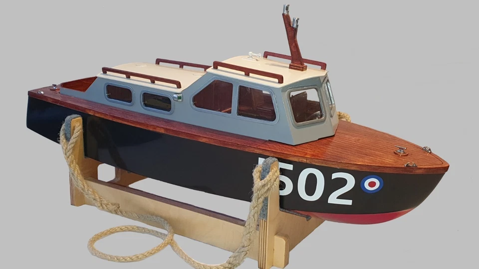 Radio Control wooden model boat kit Fast Patrol Launch with Fittings CNC - Image 4 of 4