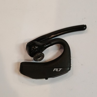 Plantronics 5220 Series  Black Great Condition Charger No Included 